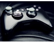 XCM Auto Fire, Rapidfire Microsoft Xbox 360 vezeték nélküli irányító új D-PAD és LED-es világítással [Premodded Piano Black]
